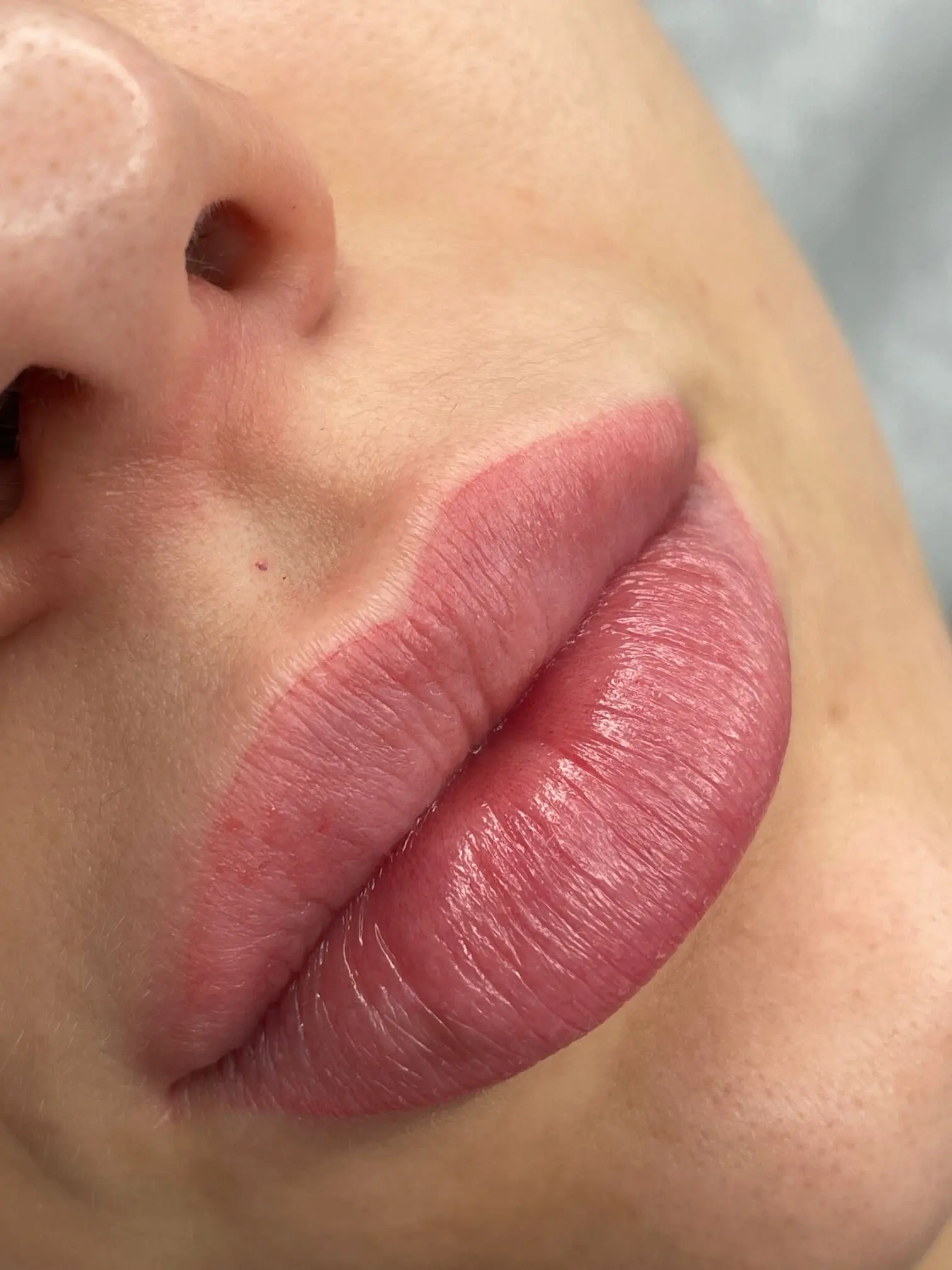 lip liner cosmetic tattoo