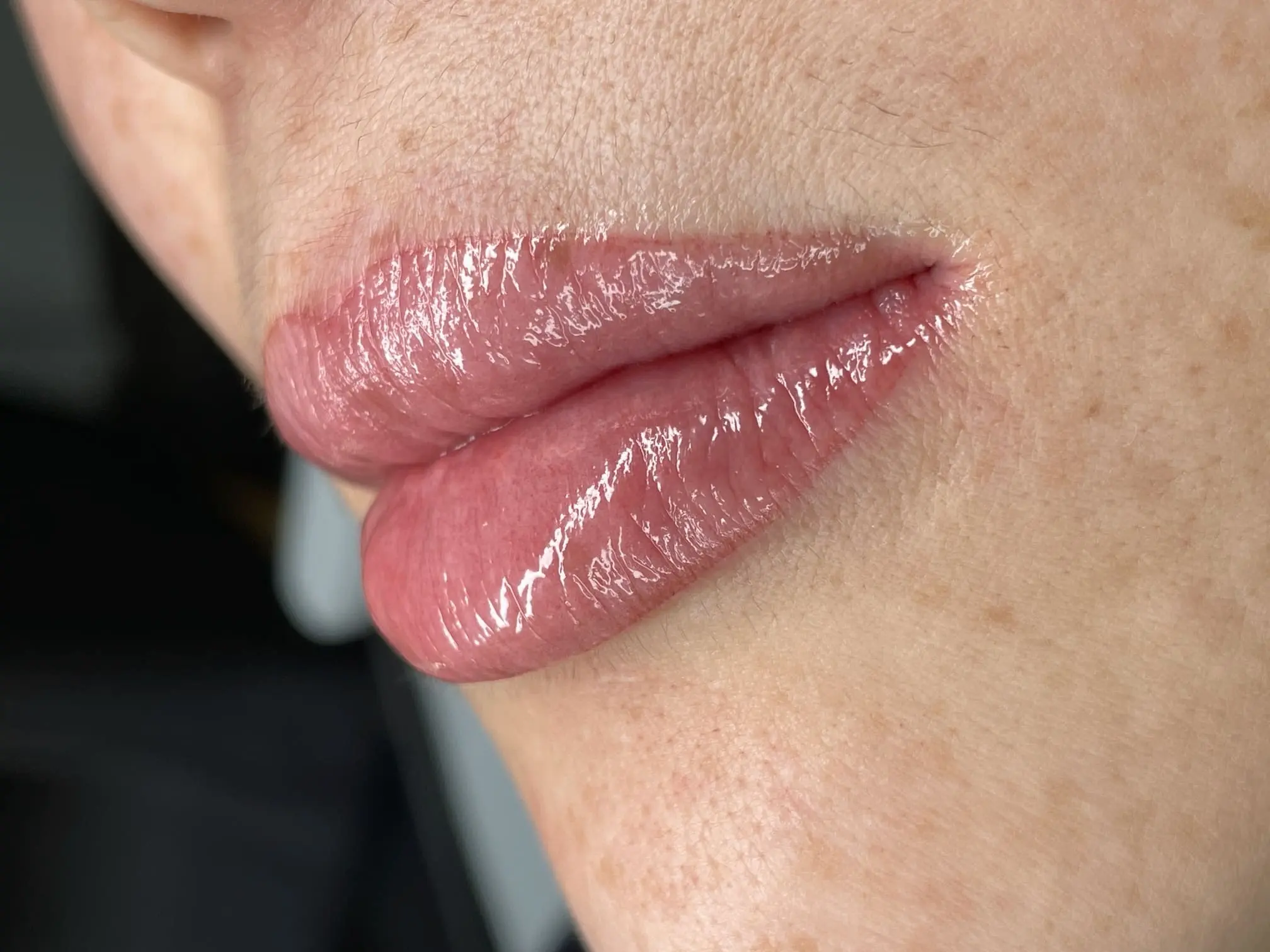 ombre lip blushing