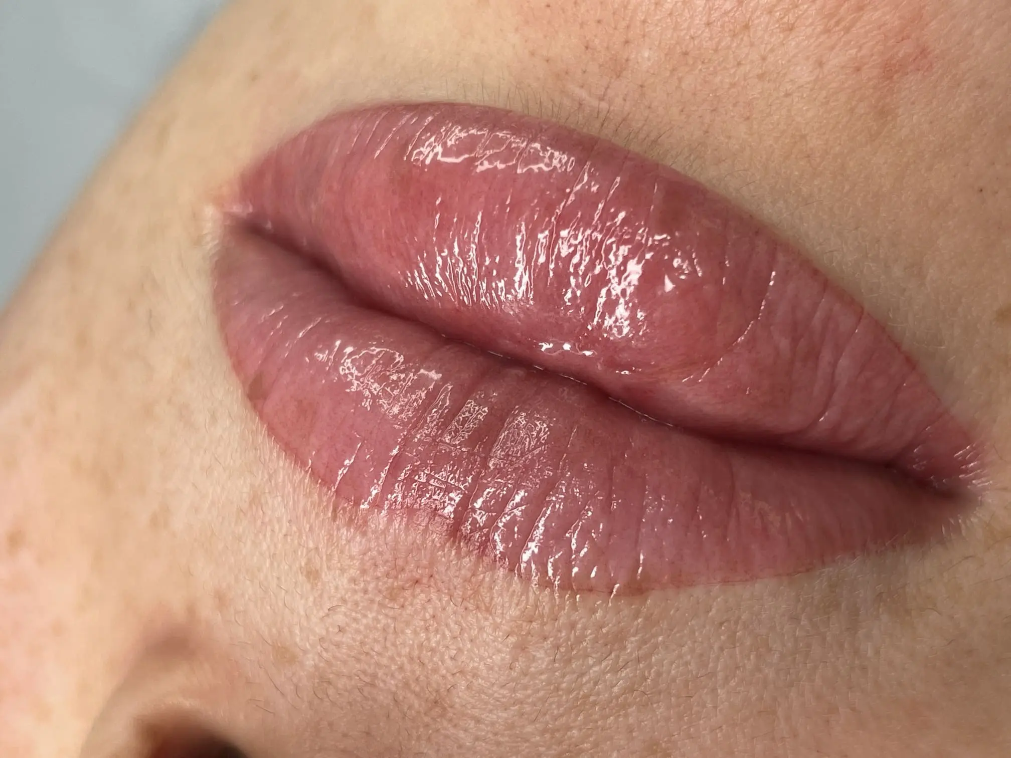 ombre lip permanent makeup